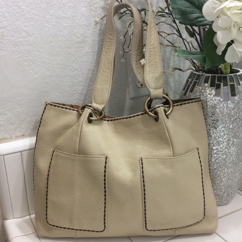 Plinio Visona Beige Leather Shoulder Bag with Dark Stitching